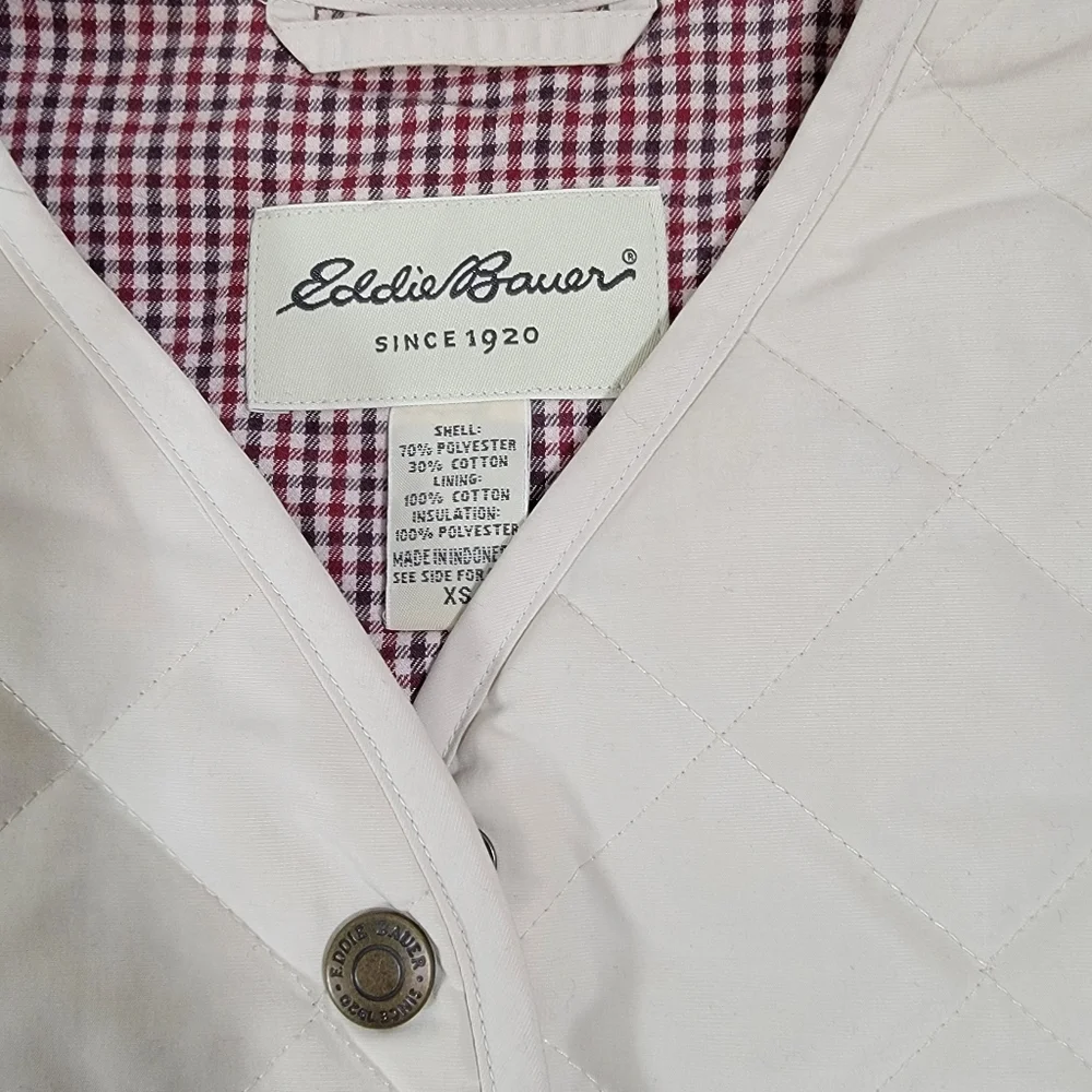 Womens Eddie Bauer XS Quilted Puffer Vest Plaid Lined Creame color. - Picture 4 of 5